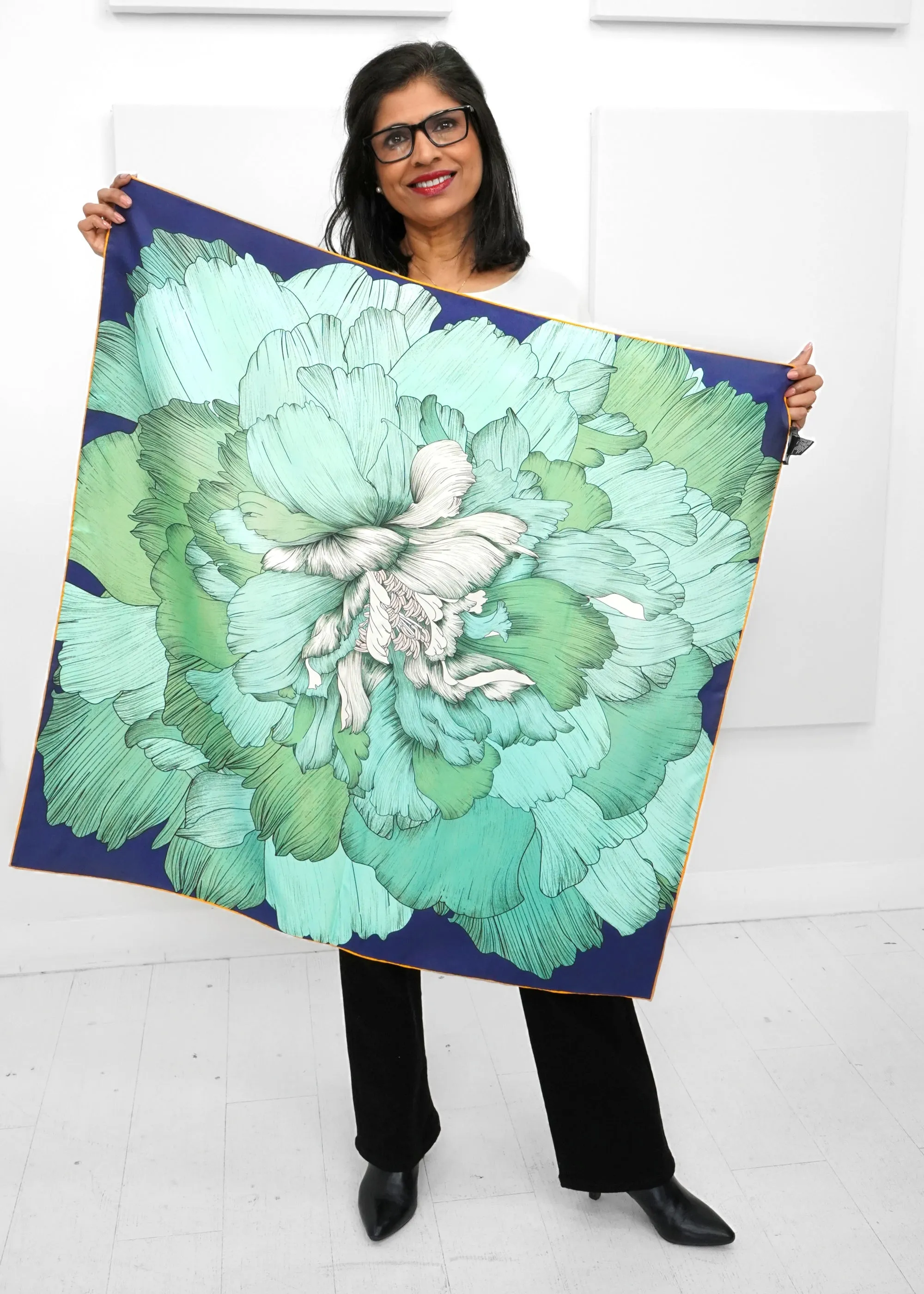 Tom & Eva - Reversible Floral Silk Scarf